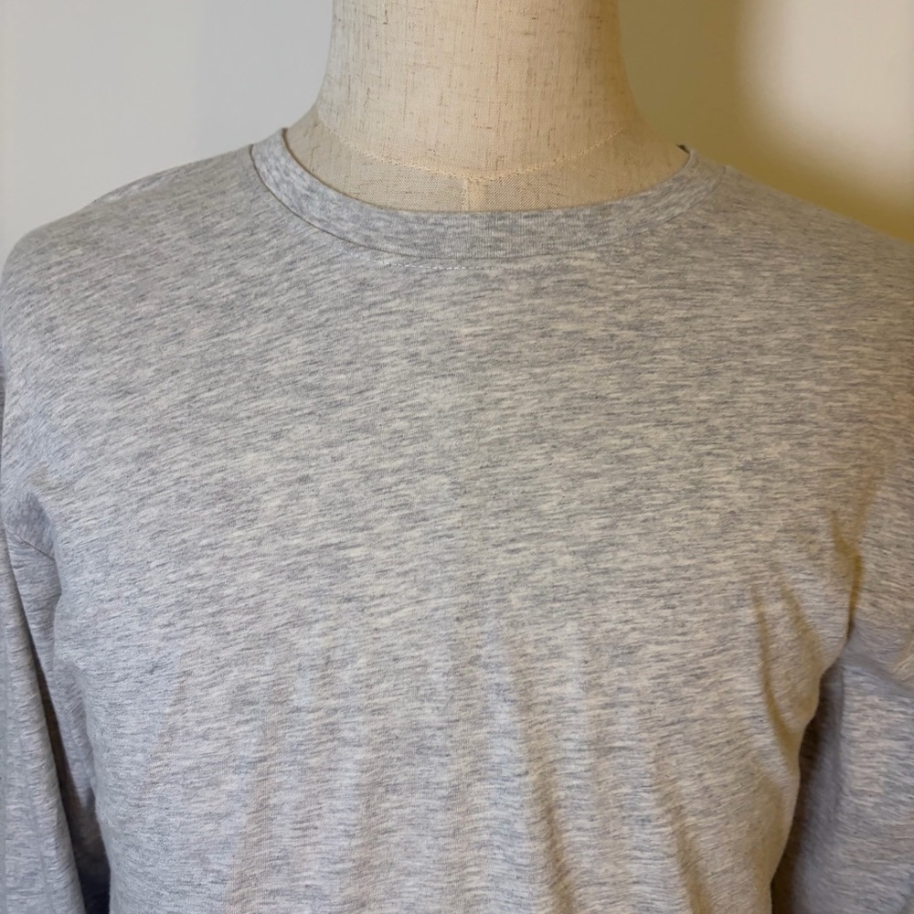 Old Navy Men's Gray Heather Long Sleeve Tee Shirt XL - Picture 3 of 8